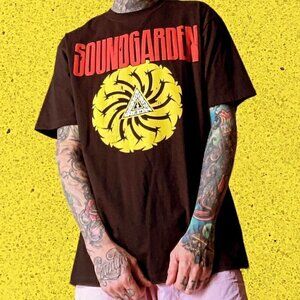 Soundgarden badmotofinger t shirt